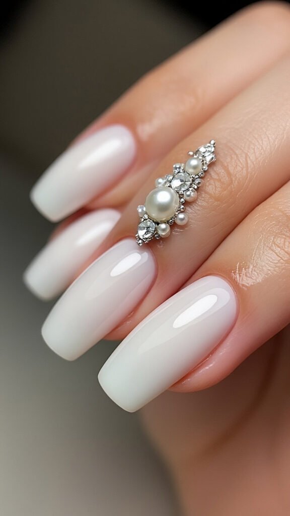 
Milky White Pearl Accent Nails Art
