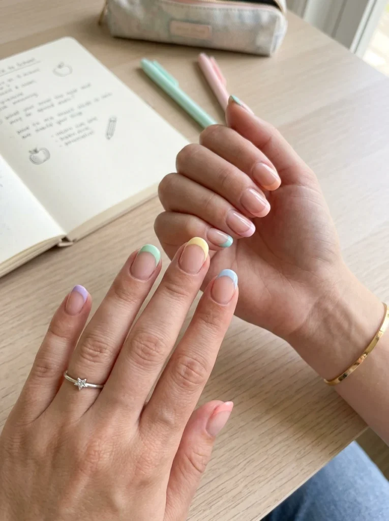 Pastel-French-Tips 